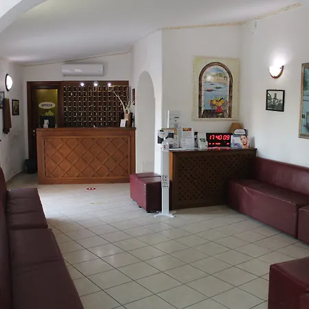 Castiglione Hotel 3*